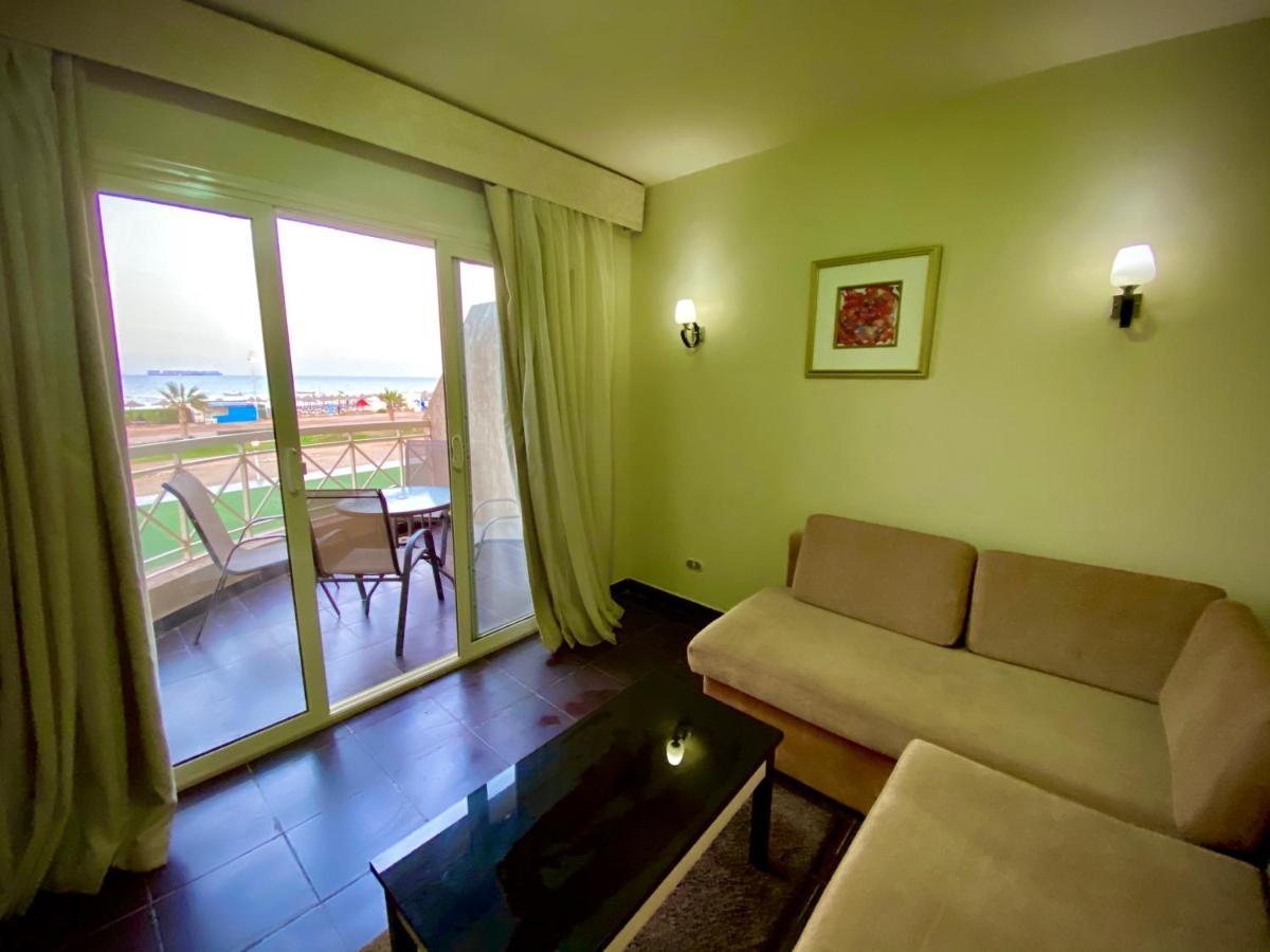 Porto South Beach Royal Sea View Families صف اول بحر مباشر Ain Sukhna Eksteriør bilde