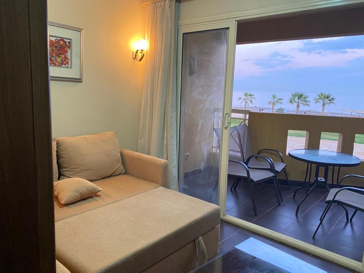 Porto South Beach Royal Sea View Families صف اول بحر مباشر Ain Sukhna Eksteriør bilde