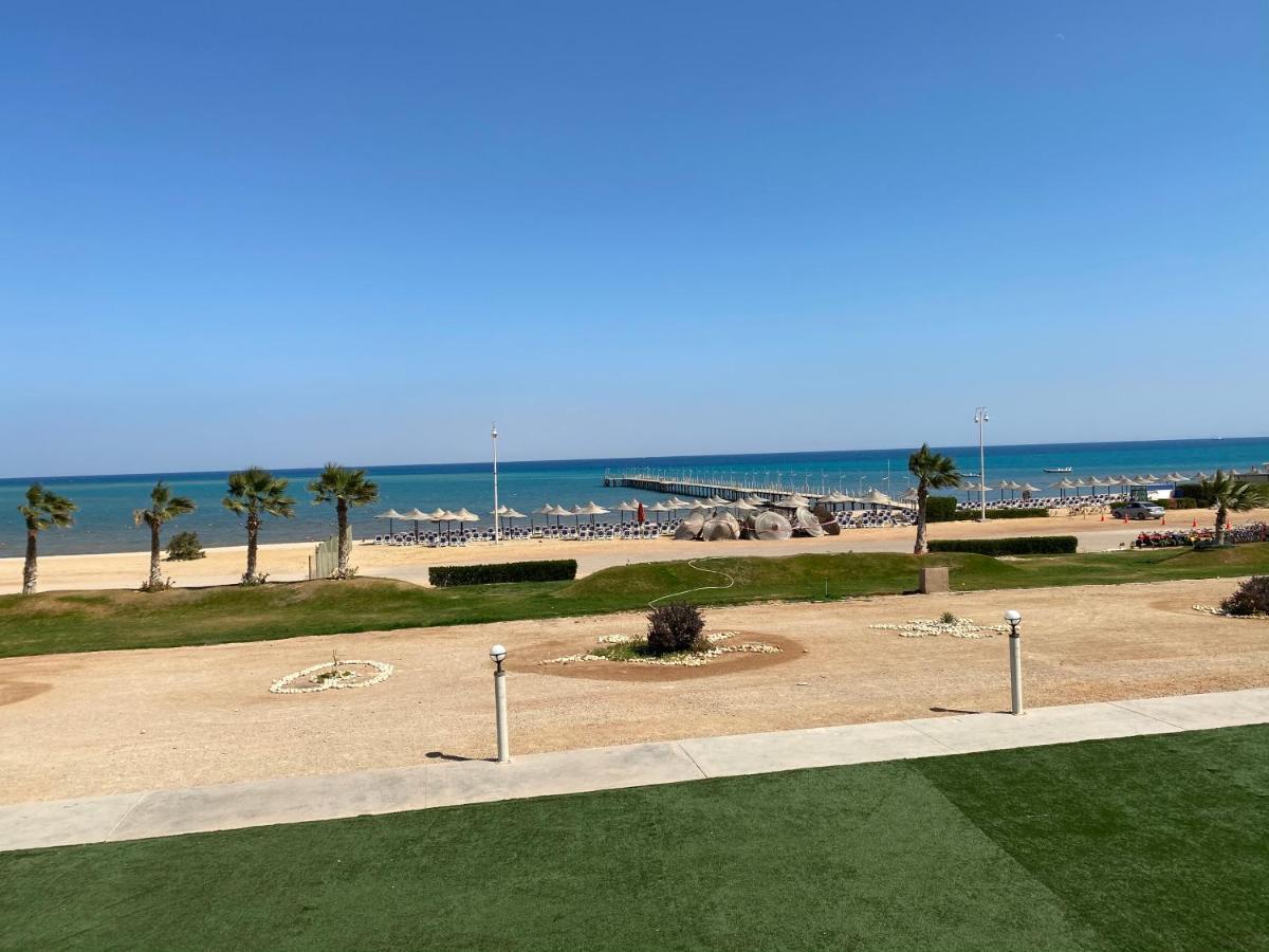 Porto South Beach Royal Sea View Families صف اول بحر مباشر Ain Sukhna Eksteriør bilde