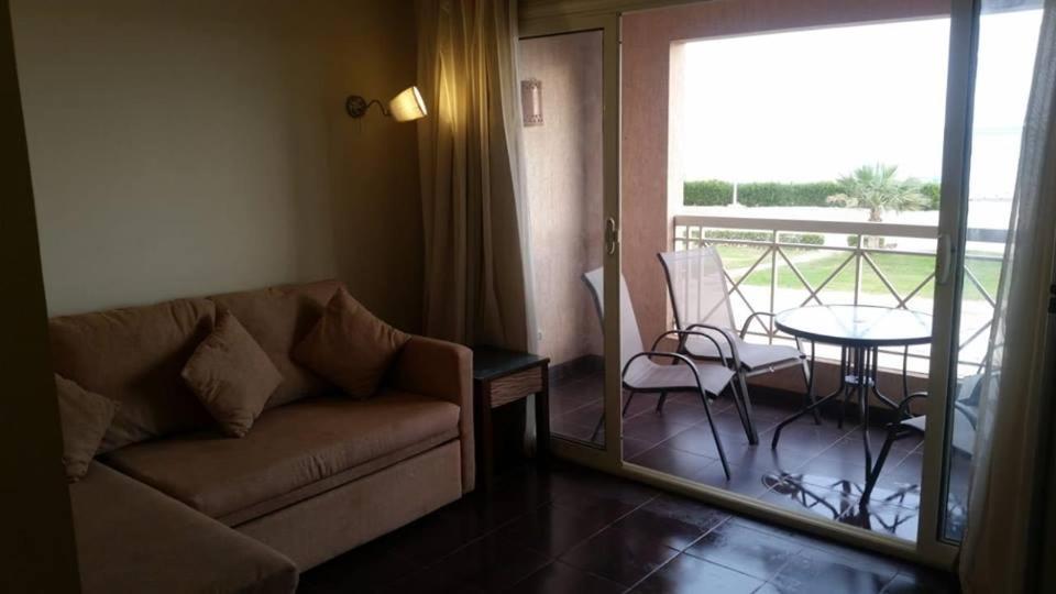 Porto South Beach Royal Sea View Families صف اول بحر مباشر Ain Sukhna Eksteriør bilde